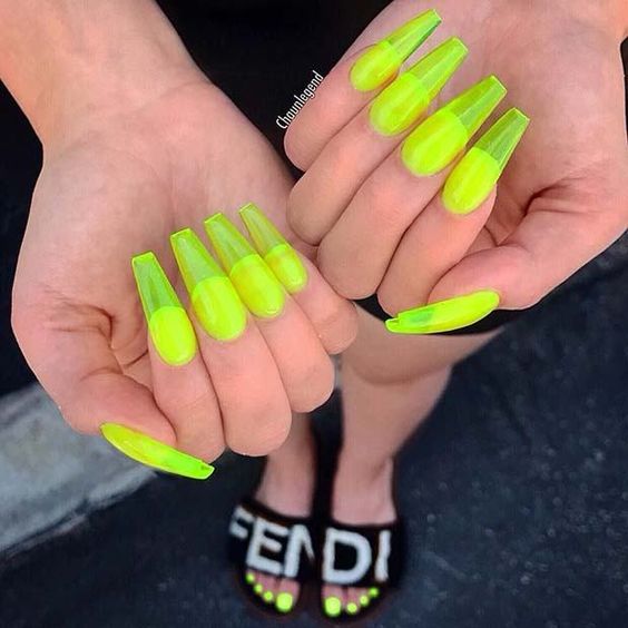 unghie fluo
